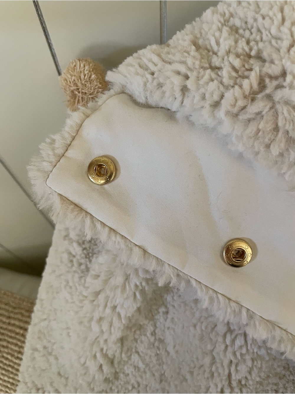 MICHAEL Michael Kors Cream Teddy Pullover Fleece Jacket - Picture 9 of 9